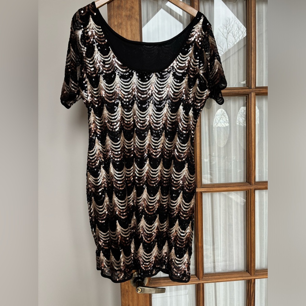 Gorgeus sequined multi coloured dress XL